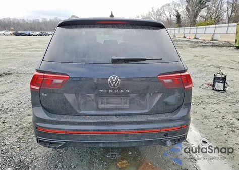 2022 Volkswagen Tiguan Se R-Line Black z USA, uszkodzony, nr VIN 3VVCB7AX7NM040075